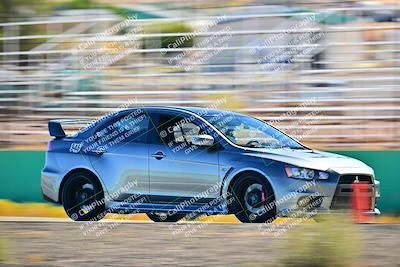 media/Oct-18-2025-Extreme Speed (Sat) [[d6d7e1fef1]]/Group 3 Purple/Session 3 (Turn 1)/